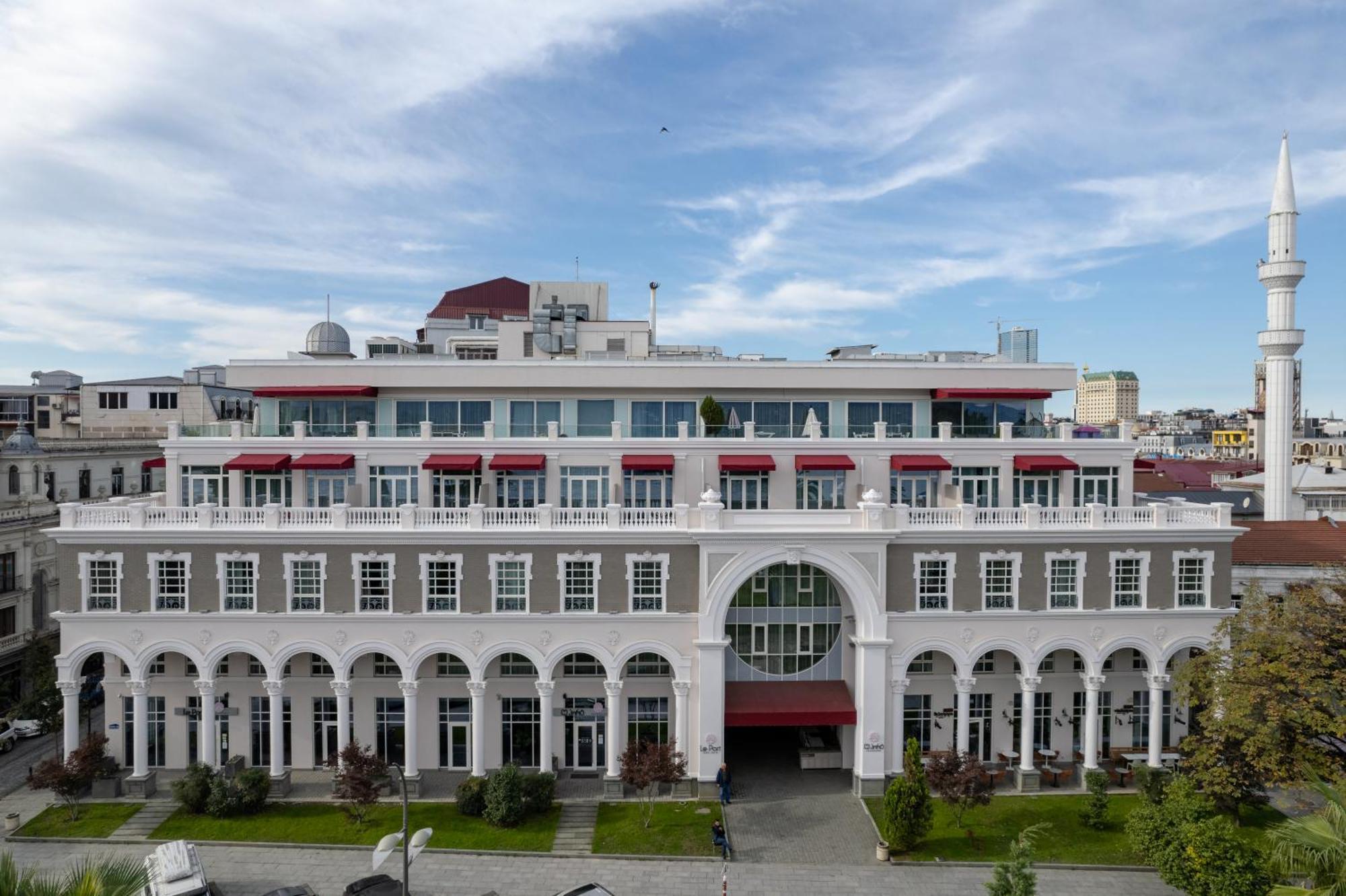Le Port Boutique Apart Hotel Batumi Eksteriør bilde