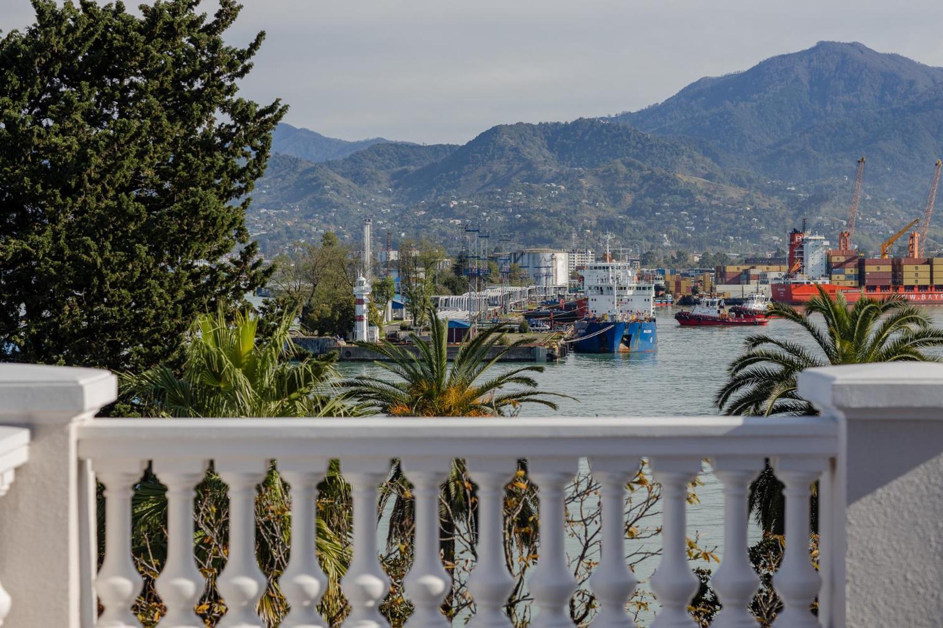 Le Port Boutique Apart Hotel Batumi Eksteriør bilde