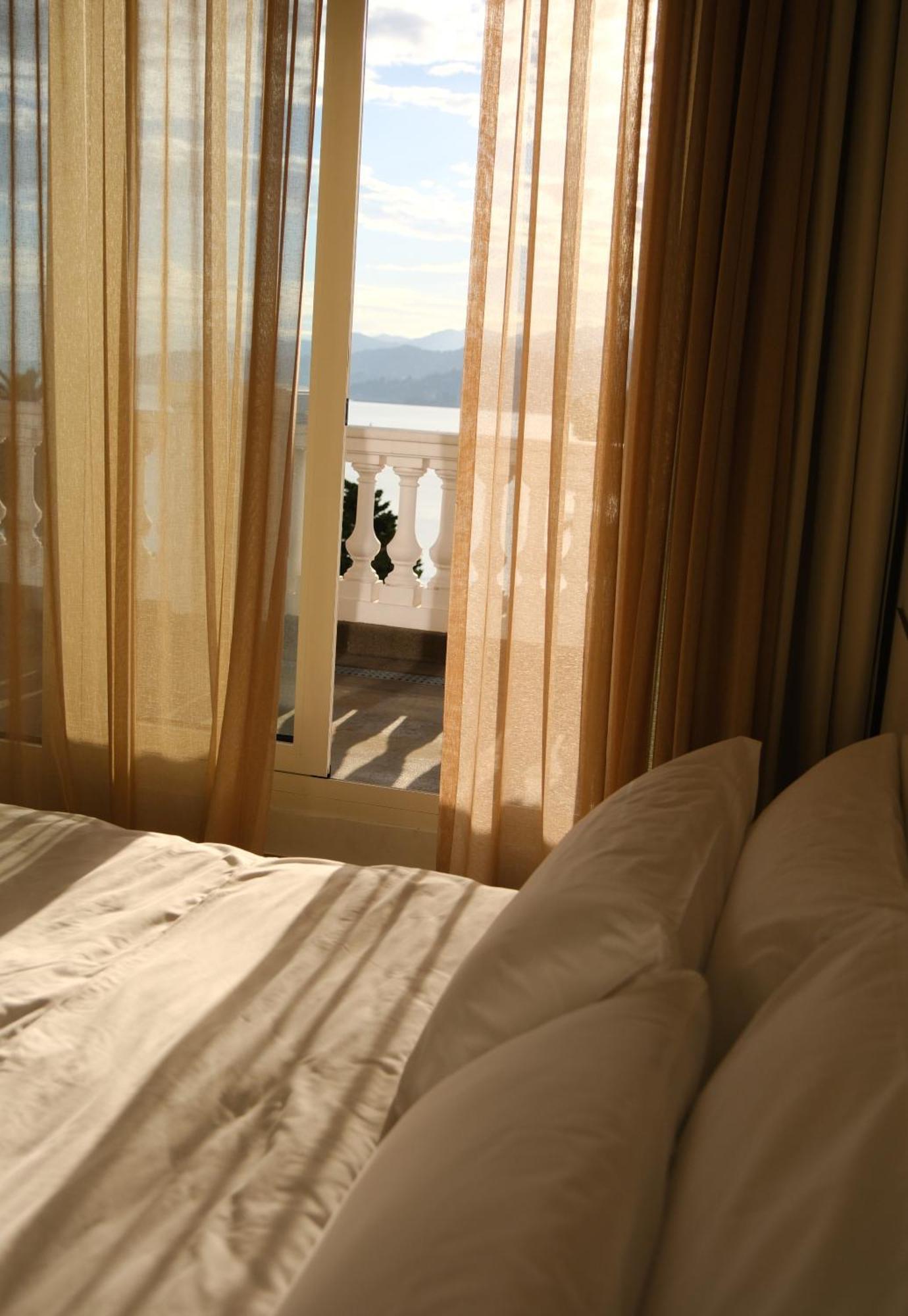 Le Port Boutique Apart Hotel Batumi Eksteriør bilde