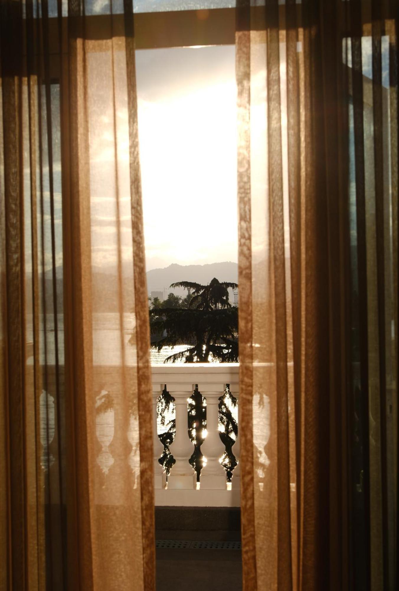 Le Port Boutique Apart Hotel Batumi Eksteriør bilde