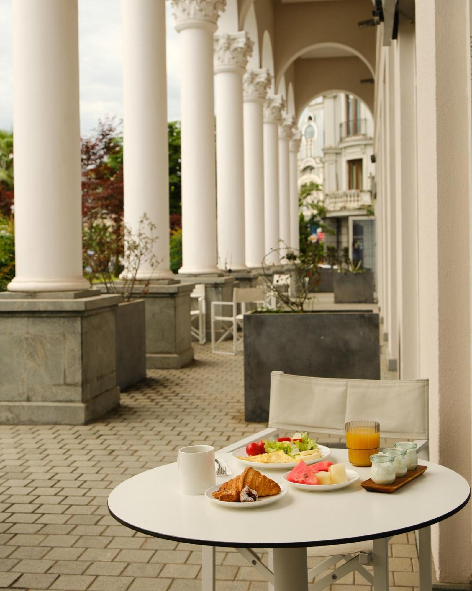 Le Port Boutique Apart Hotel Batumi Eksteriør bilde