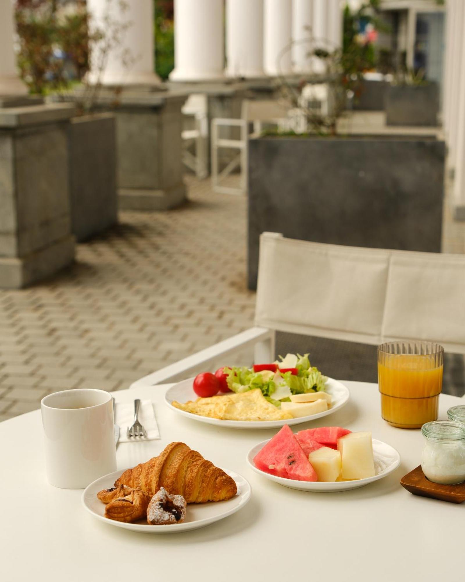 Le Port Boutique Apart Hotel Batumi Eksteriør bilde